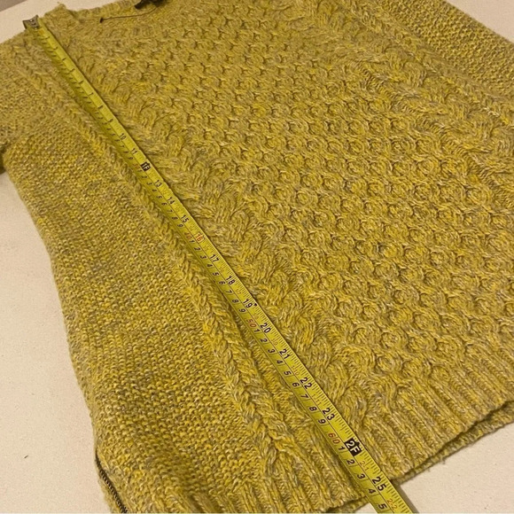 TALBOTS Merino Wool Blend Cable Knit Sweater Size S Gold/Yellow Zip Hemline - Picture 9 of 10